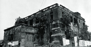 Old Picture of Clive House : Heritage Building In Kolkata